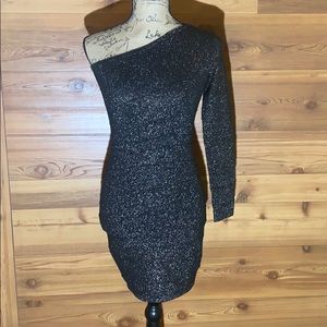 BOGO ITEM ⚫️Asymmetrical black and gold mini dress
